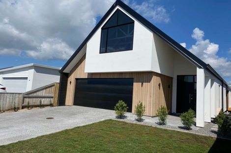 Photo of property in 14 Pimelea Street, Papamoa Beach, Papamoa, 3118
