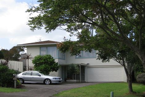 Photo of property in 1/61 Glenmore Road, Sunnyhills, Auckland, 2010