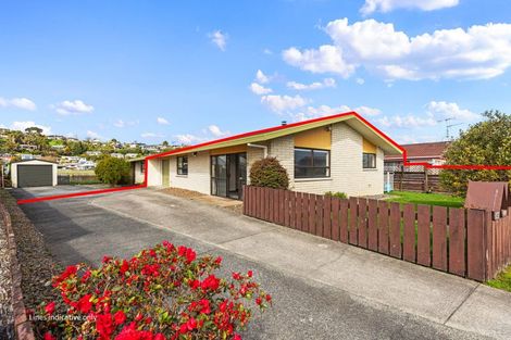 Photo of property in 402a Ngatai Road, Bellevue, Tauranga, 3110