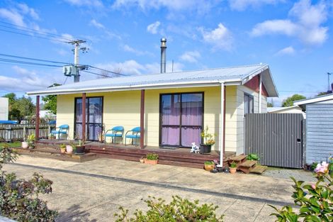 Photo of property in 10 Hogg Crescent, Masterton, 5810