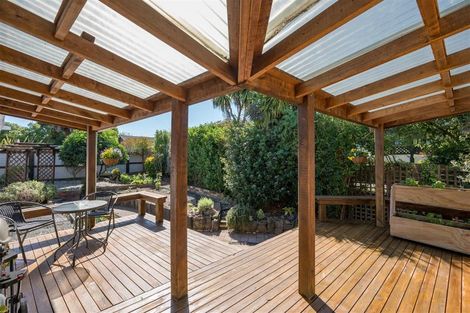 Photo of property in 27 Martin Street, Monaco, Nelson, 7011