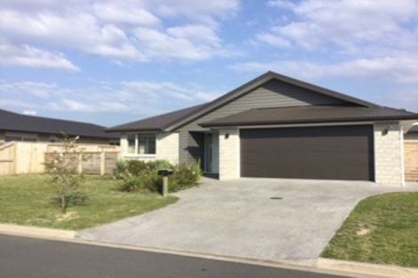 Photo of property in 49 Kahuparere Crescent, Pyes Pa, Tauranga, 3112