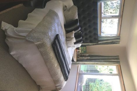 Photo of property in 3 Kingham Place, Avonhead, Christchurch, 8042