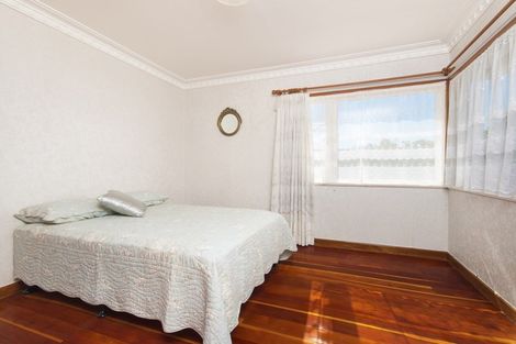 Photo of property in 64 Blake Road, Pukekohe, 2120