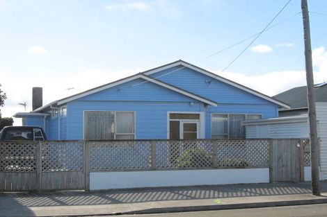 Photo of property in 87 Endeavour Street, Lyall Bay, Wellington, 6022