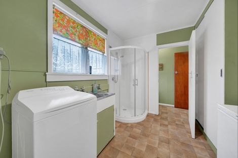 Photo of property in 49 Turuturu Road, Hawera, 4610