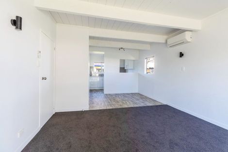 Photo of property in 5 Attlee Place, Gisborne, 4010