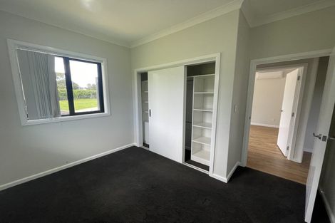 Photo of property in 45 Nixon Road, Taupaki, 0782