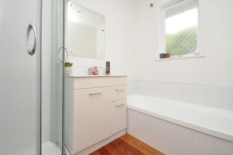 Photo of property in 29 Kayes Road, Pukekohe, 2120