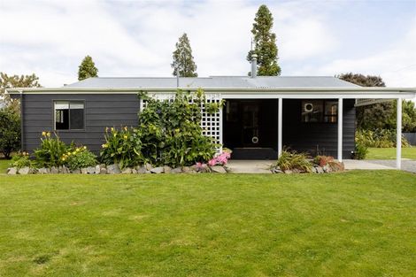 Photo of property in 46 Gouland Road, Spring Creek, 7202