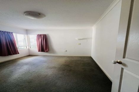Photo of property in 30 Caroline Crescent, Highbury, Palmerston North, 4412