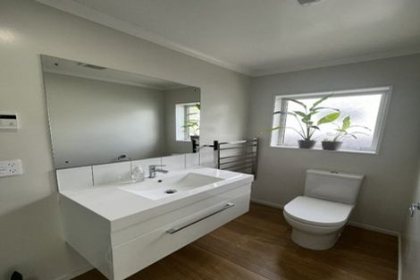 Photo of property in 37 Stockport Grove, Churton Park, Wellington, 6037