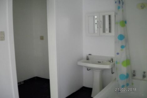 Photo of property in 2/82 Barnard Street, Wadestown, Wellington, 6012