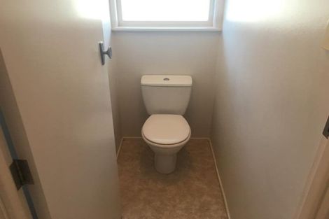 Photo of property in 41 Rimutaka Place, Titirangi, Auckland, 0604