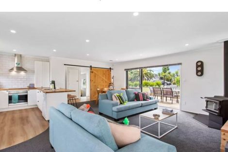 Photo of property in 10 Keeney Court, Papakura, 2110