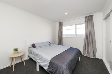 Photo of property in 34 Shamrock Street, Takaro, Palmerston North, 4412