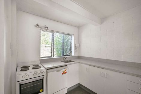 Photo of property in 2/2 Whitehead Road, Hastings, 4122