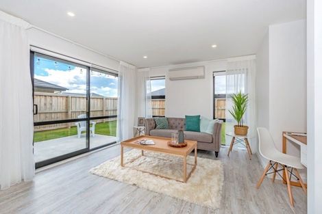 Photo of property in 4 Northmoor Boulevard, Rolleston, 7615