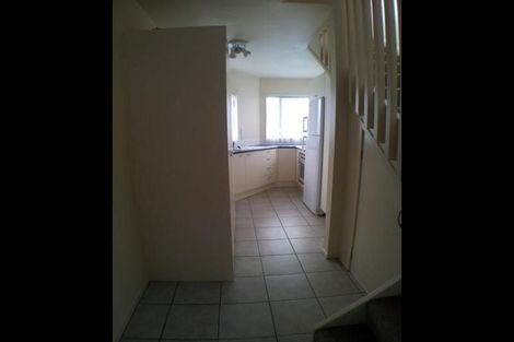 Photo of property in 2/89 Portage Road, New Lynn, Auckland, 0600