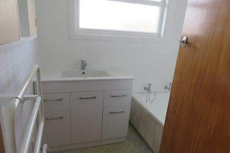 Photo of property in 10 Mccracken Avenue, Hillcrest, Hamilton, 3216