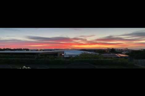 Photo of property in 110b Oceanview Road, Mount Maunganui, 3116