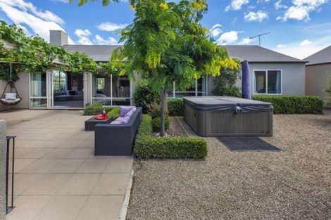 Photo of property in 13 Ferry Lane, Mount Pisa, Cromwell, 9383