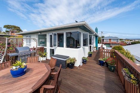 Photo of property in 5 Melrose Street, Spotswood, New Plymouth, 4310