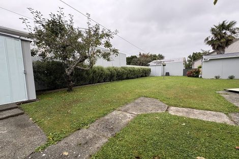 Photo of property in 74 Durham Crescent, Fairfield, Lower Hutt, 5011
