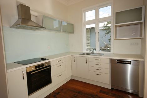 Photo of property in 20 Lyall Parade, Lyall Bay, Wellington, 6022