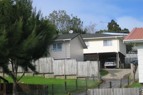 Photo of property in 1/28 Lilburn Crescent, Massey, Auckland, 0614