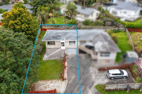 Photo of property in 1/14a Camrose Place, Glenfield, Auckland, 0629