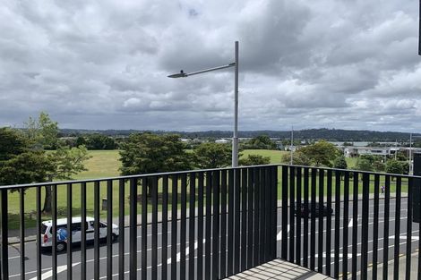 Photo of property in 203/4 Rauroa Lane, Hobsonville, Auckland, 0616