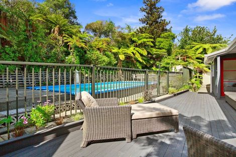 Photo of property in 23 Vista Crescent, Maoribank, Upper Hutt, 5018