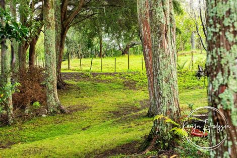 Photo of property in 14 Woodland Road, Maungaturoto, 0588