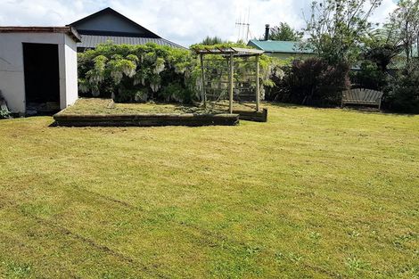 Photo of property in 127 Guy Street, Dannevirke, 4930