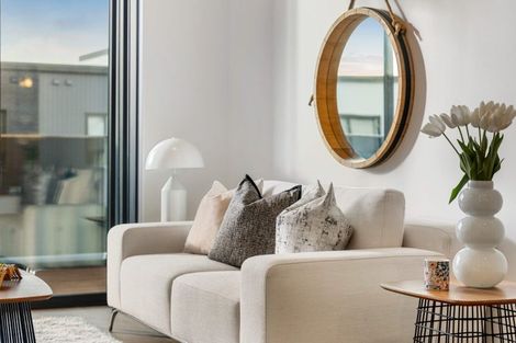 Photo of property in 51 Puihi Crescent, Massey, 0614