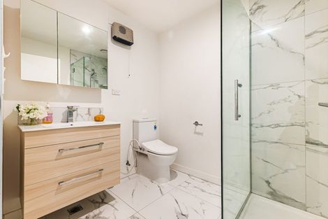 Photo of property in 1/83 Vodanovich Road, Te Atatu South, Auckland, 0610