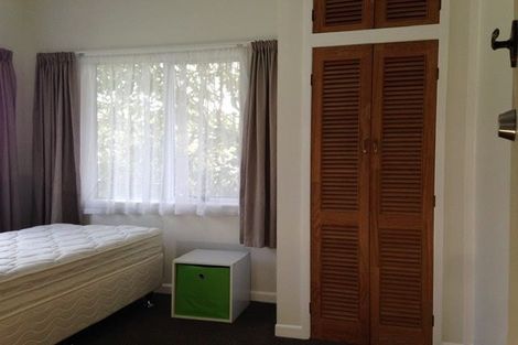 Photo of property in 381 Hobsonville Road, Hobsonville, Auckland, 0618