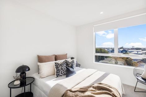 Photo of property in 11/2 Moor Avenue, Te Atatu Peninsula, Auckland, 0610