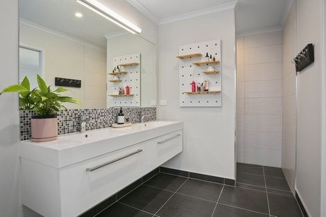 Photo of property in 3 Richards Street, Cambridge, 3434