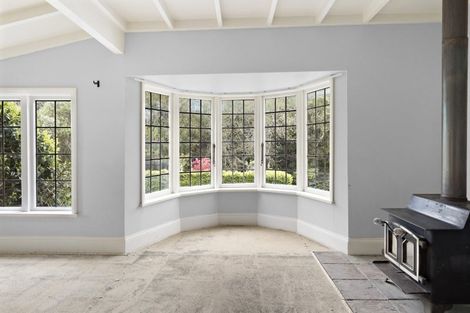 Photo of property in 10 Hillview Crescent, Paparangi, Wellington, 6037