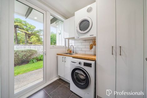 Photo of property in 6 Viscount Grove, Kelson, Lower Hutt, 5010