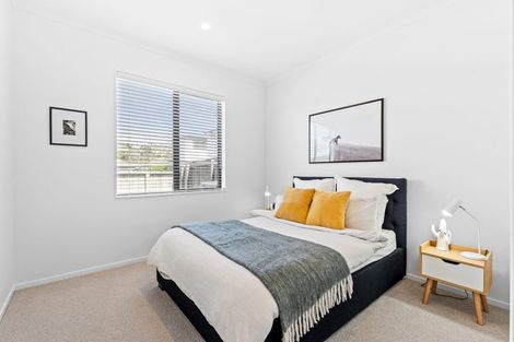 Photo of property in 33 Cambie Avenue, Red Beach, 0932