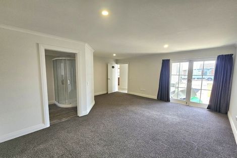 Photo of property in 512 Devon Street East, Strandon, New Plymouth, 4312