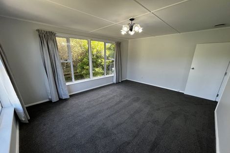 Photo of property in 25 Hiwi Crescent, Titahi Bay, Porirua, 5022