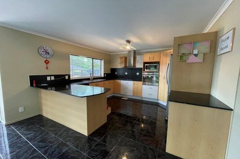 Photo of property in 3 Carnelian Court, Westgate, Auckland, 0614