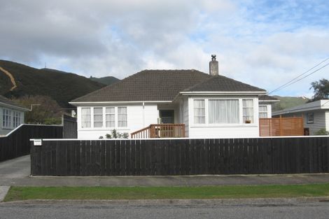 Photo of property in 20 Langford Street, Naenae, Lower Hutt, 5011