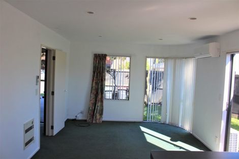 Photo of property in 74 Mandeville Street, Riccarton, Christchurch, 8011