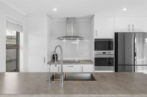 Photo of property in 176 Te Okuroa Drive, Papamoa, 3118
