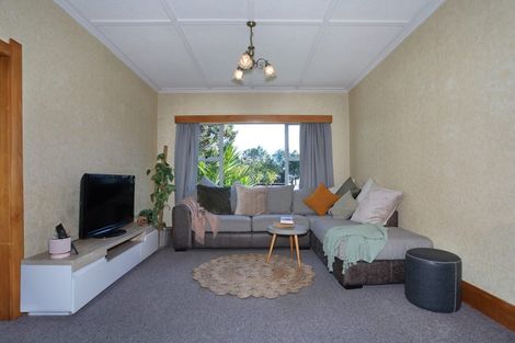 Photo of property in 46 Bridge Street, Bulls, 4818